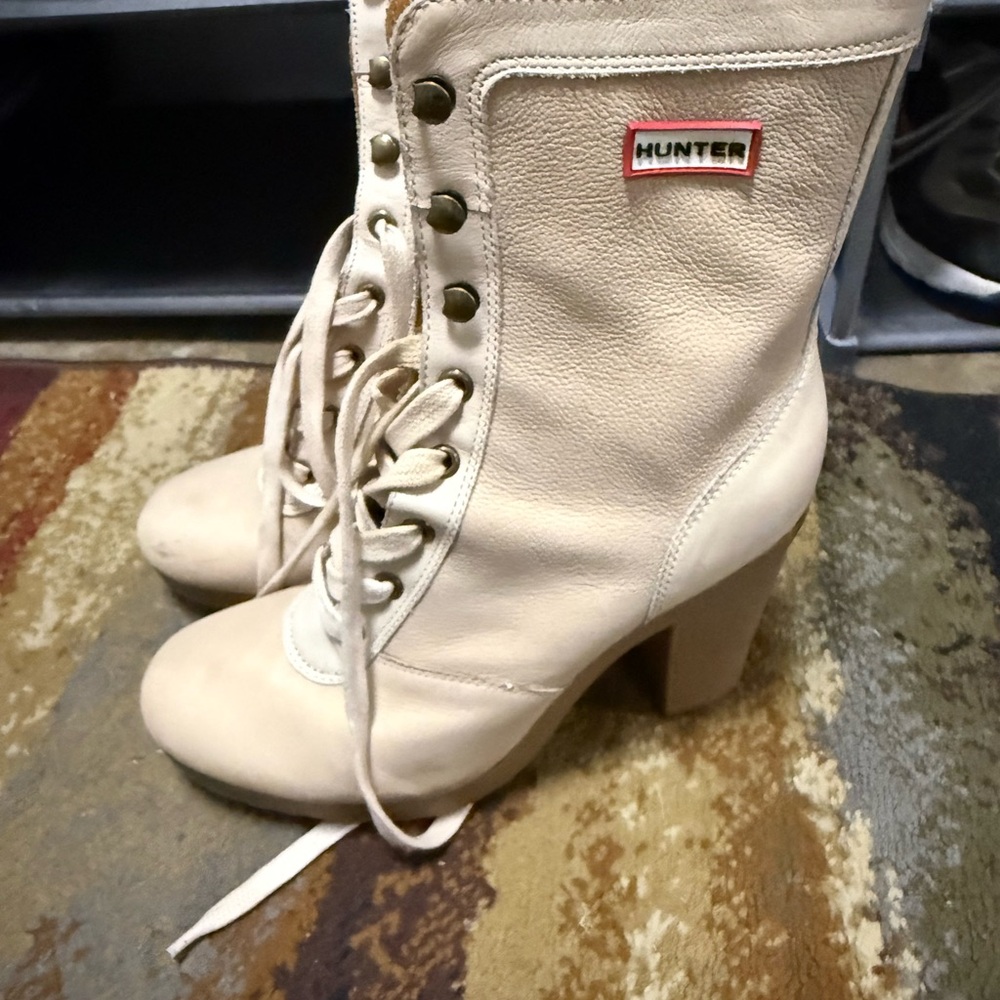 Hunter Cream Lace-Up Block Heel Boots